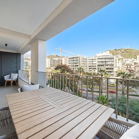 In-town Residences Appartement